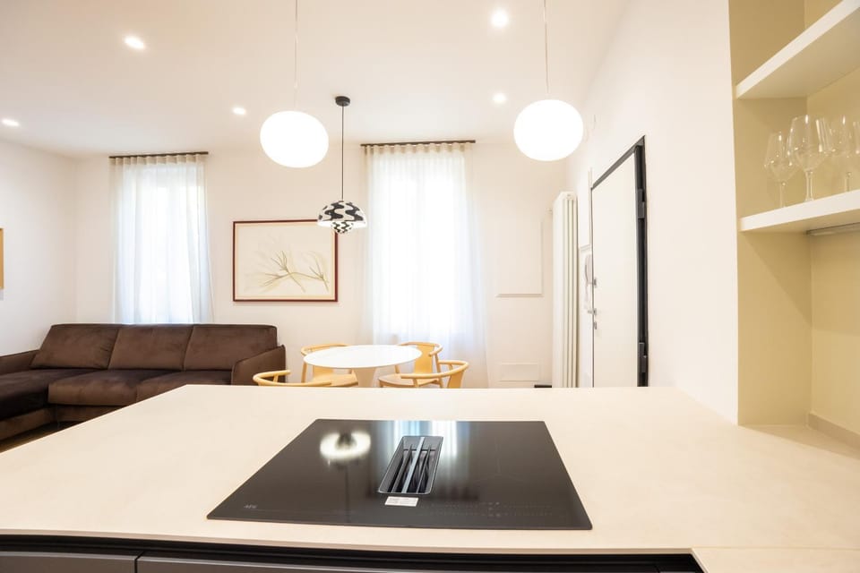 TV and multimedia, Living room, Seating area, Dining area, dishwasher, heating, internet, microwave, oven, stove, washing machine, air conditioner
