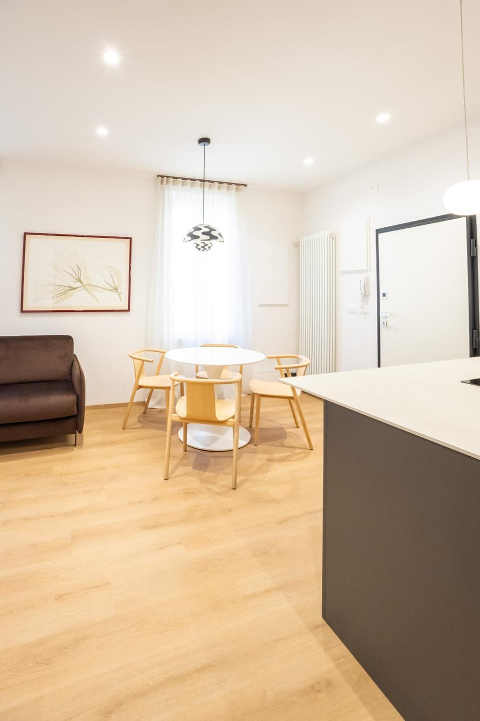 Kitchen or kitchenette, Living room, Seating area, Dining area, heating, internet, air conditioner