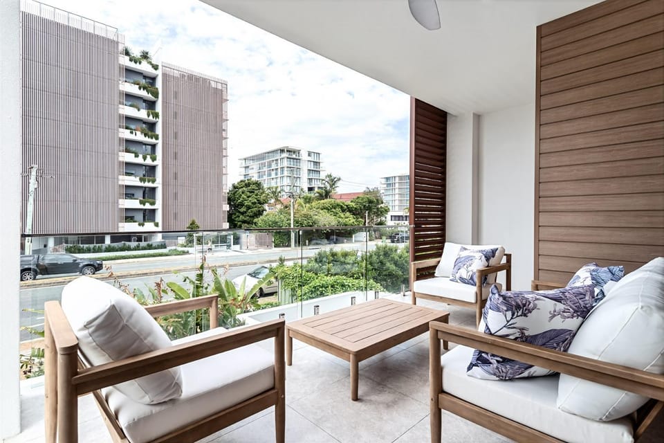 Patio, Day, View (from property/room), City view
