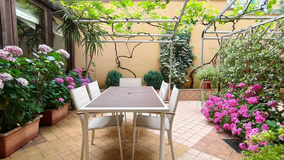 Patio, Garden