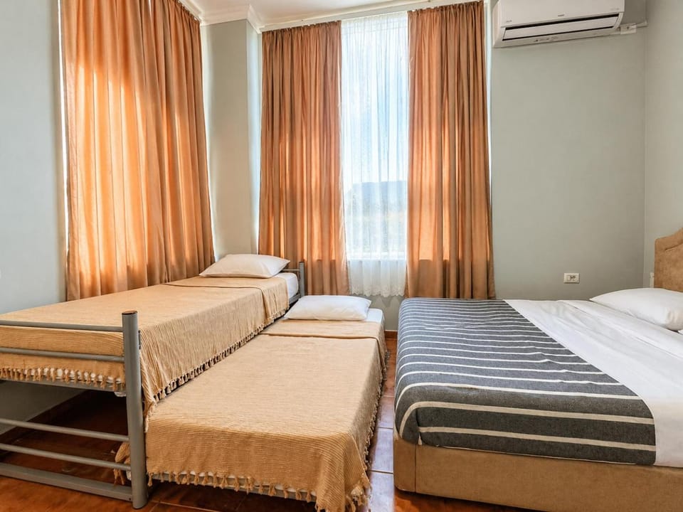 Bed, Bedroom, bunk bed