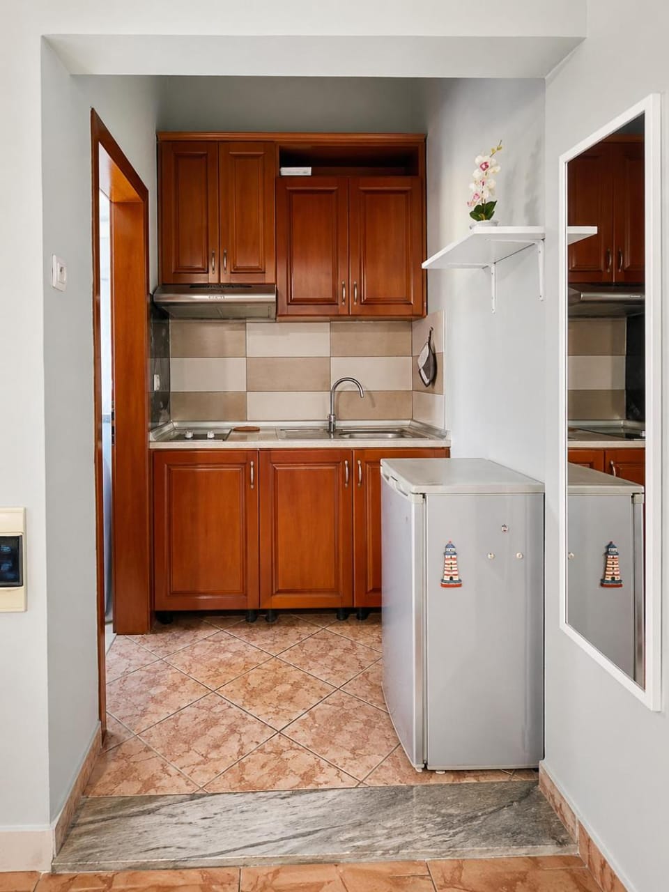 Kitchen or kitchenette