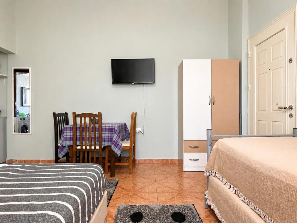 TV and multimedia, Dining area