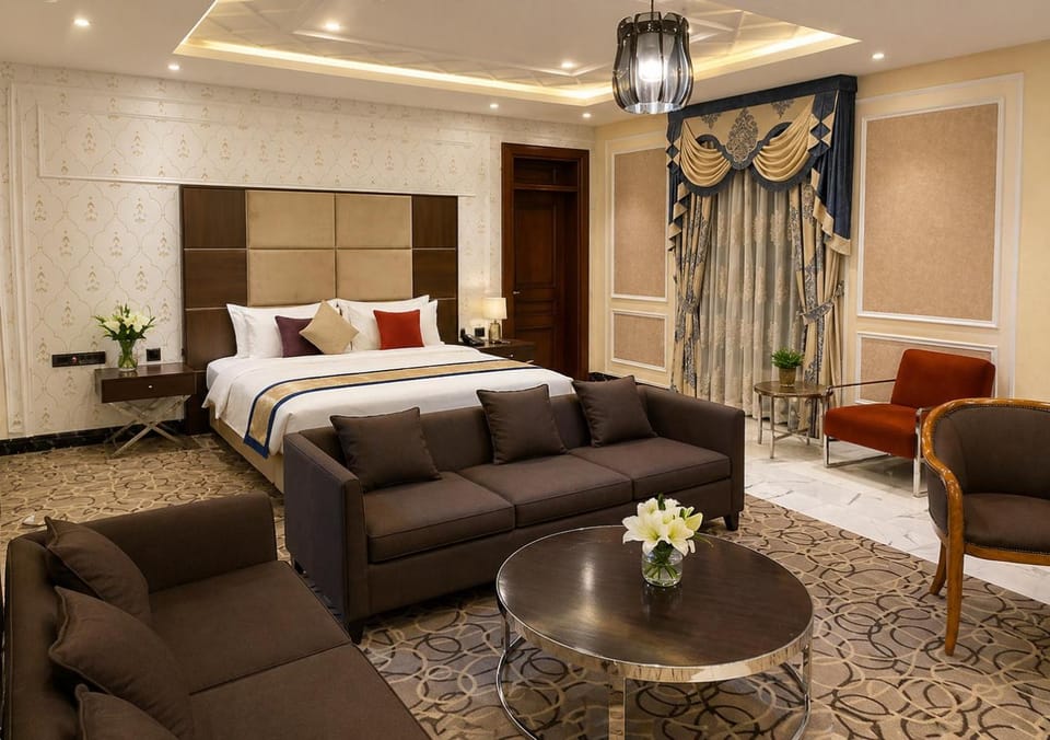Property building, Bathroom, View (from property/room), Living room, Bedroom, room service, VIP