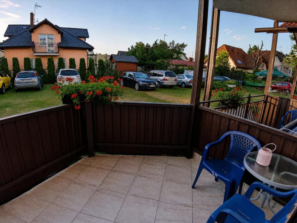 View (from property/room), Balcony/Terrace, Parking