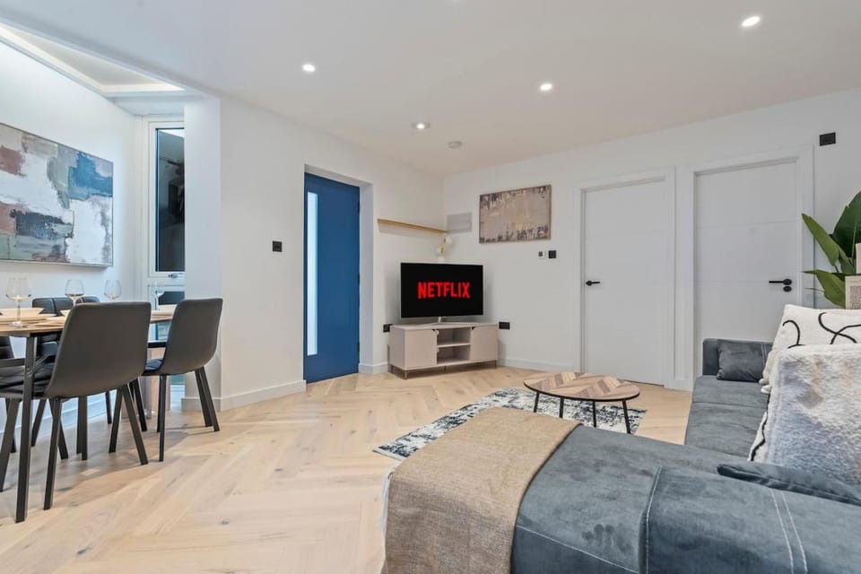 Luxury London Flat - Sleeps 6 - Prime Area House in City of Westminster