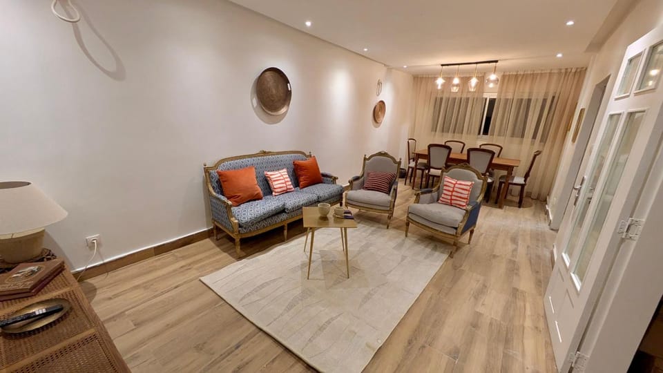 Living room, Dinner