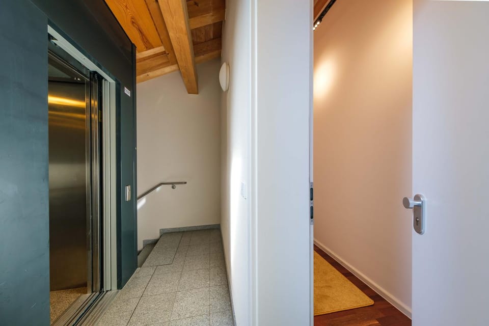 elevator