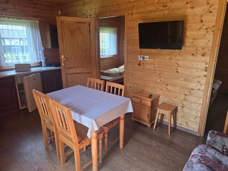TV and multimedia, Kitchen or kitchenette