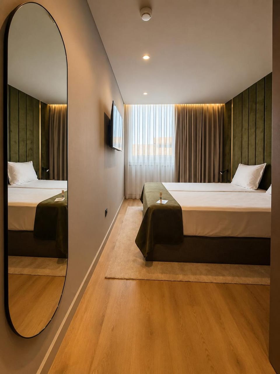 Bed, Bathroom, TV and multimedia, Photo of the whole room, Bedroom