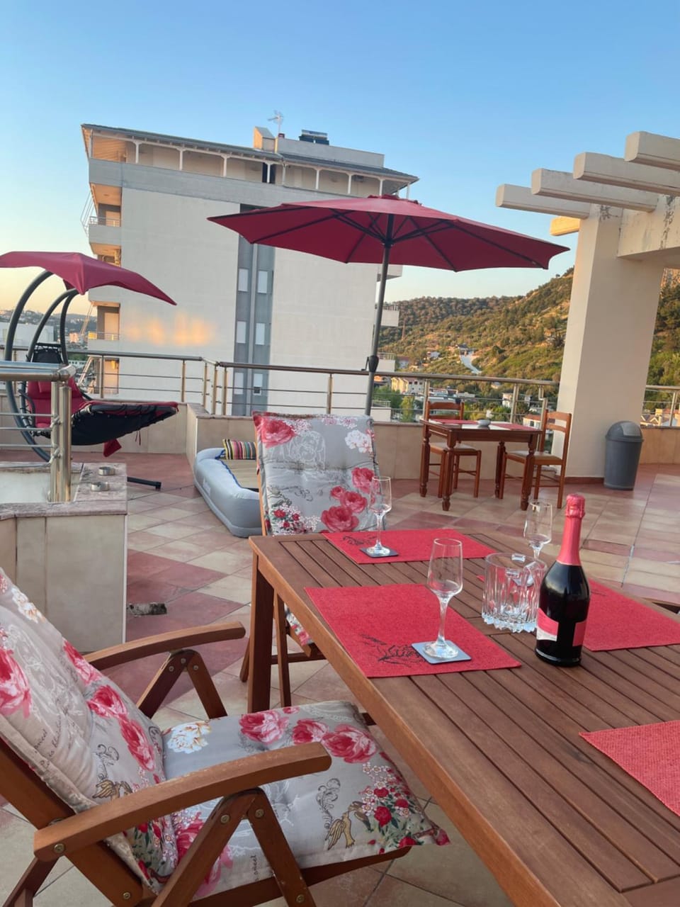 Vlore Seaview Penthouse Apartment in Vlorë