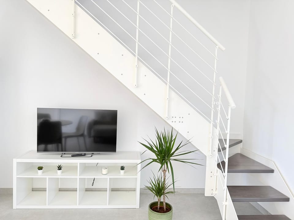 SE252 - Montemarciano, bilocale rinnovato con giardino Apartment in Marche