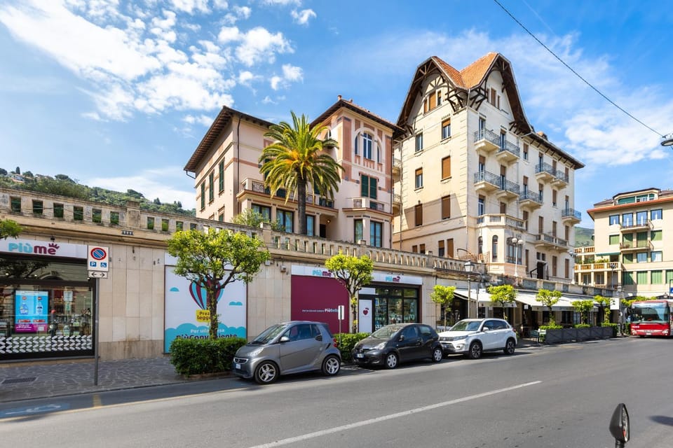 Hostdomus - Villa Emma - Zoe e Ascanio Apartment in Liguria