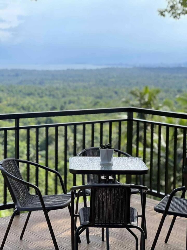 Romantic A-Frame Cabin w/ a View + WiFi Cabin in Island Garden City of Samal