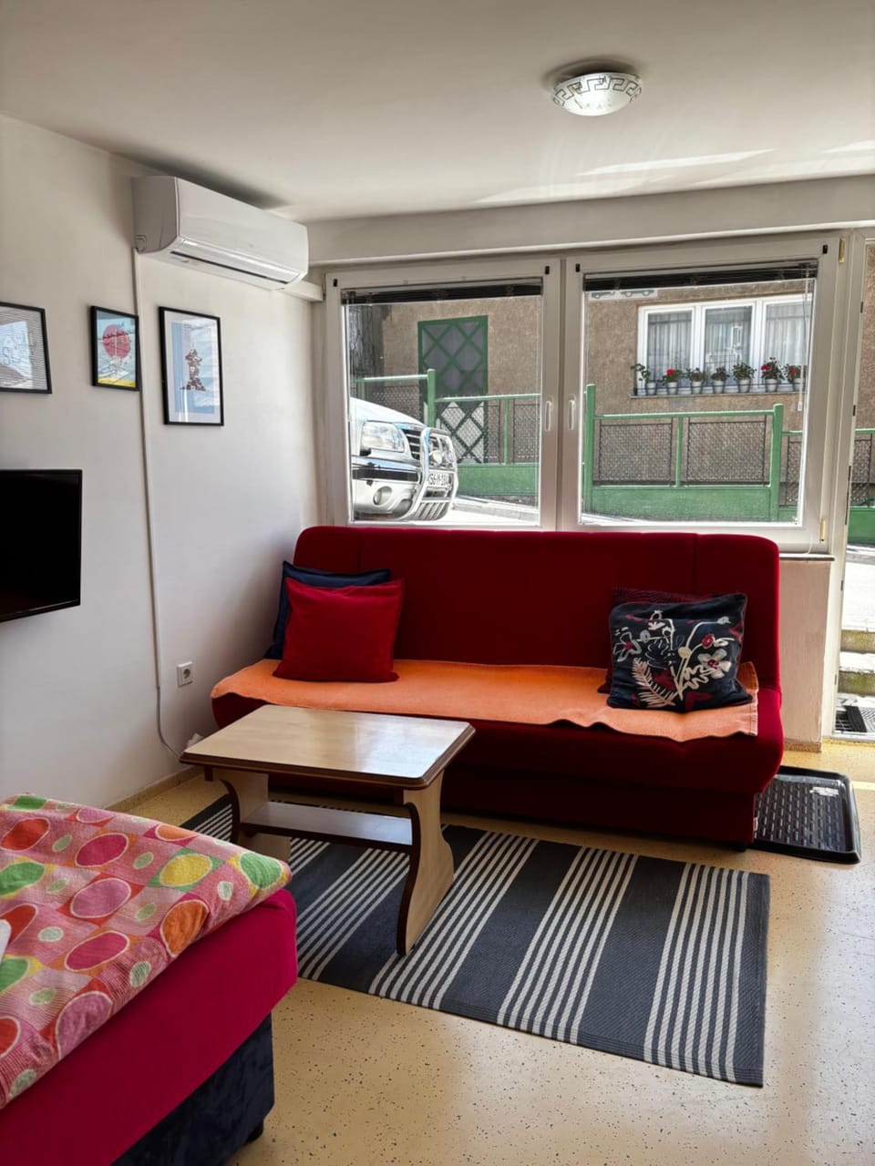 Sunny Alifakovac free parking Apartment in Sarajevo