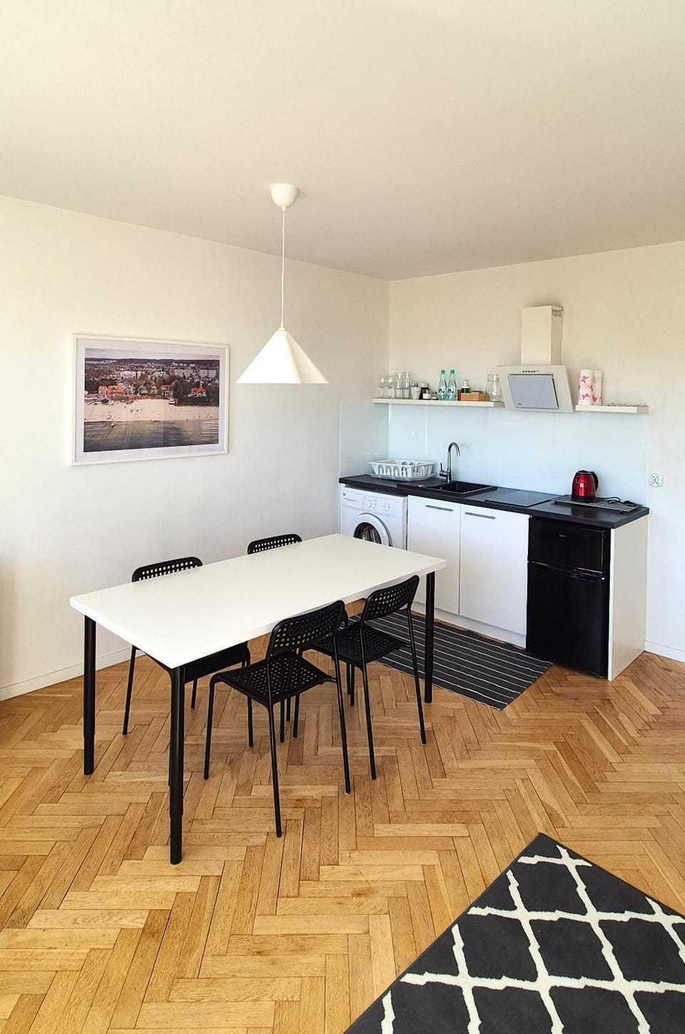 Kitchen or kitchenette, Dining area, stove, kitchen