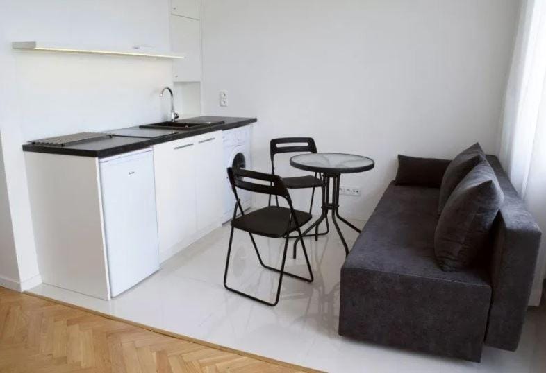 Kitchen or kitchenette