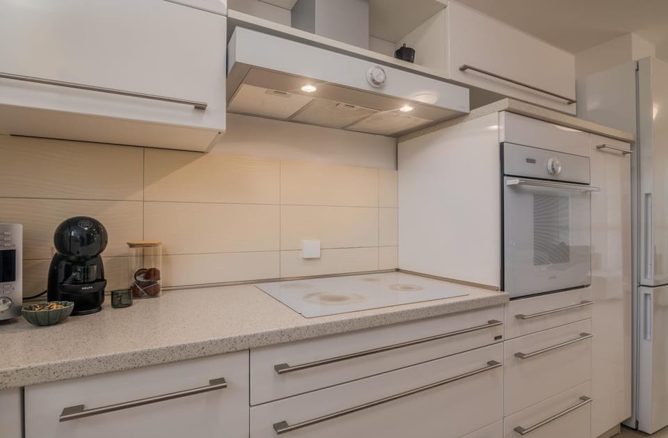Navis apartments with private parking close to the sea Apartment in Primorje-Gorski Kotar County