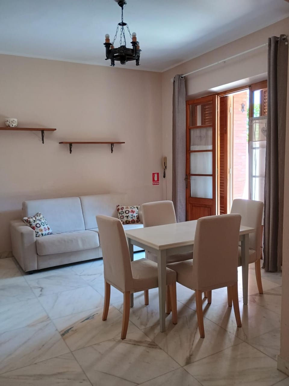 Casa a due passi dal mare Villa Cesira House in Forte dei Marmi