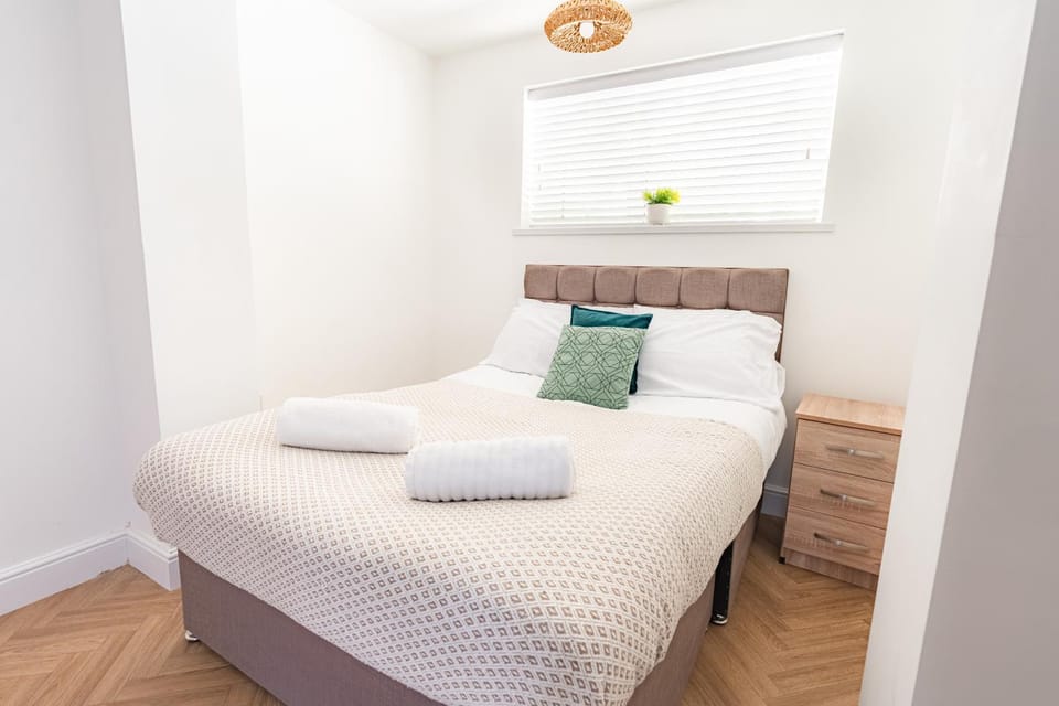Modern Stay at Swansea House in Swansea