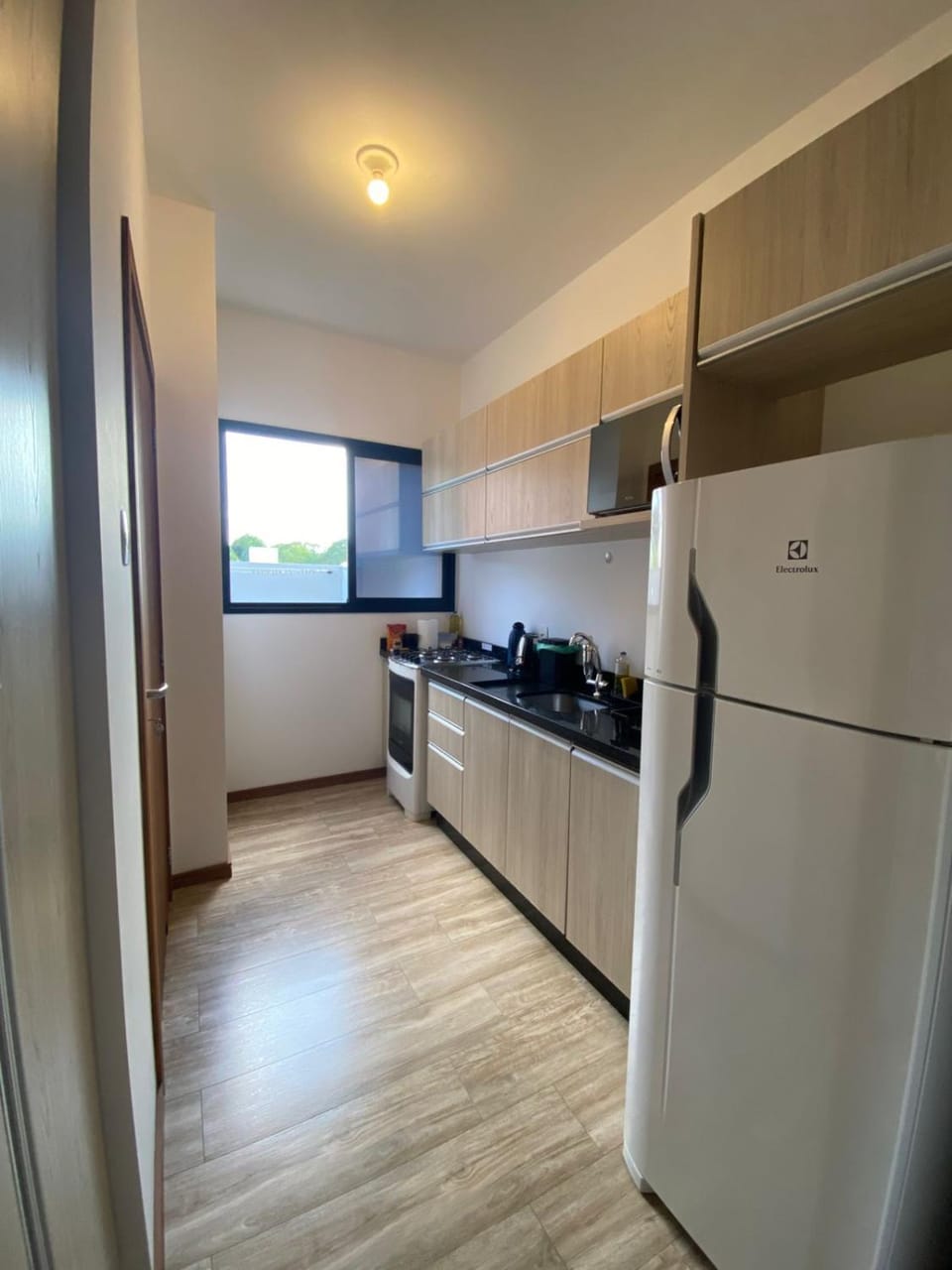 Kitchen or kitchenette, Communal kitchen, oven, stove