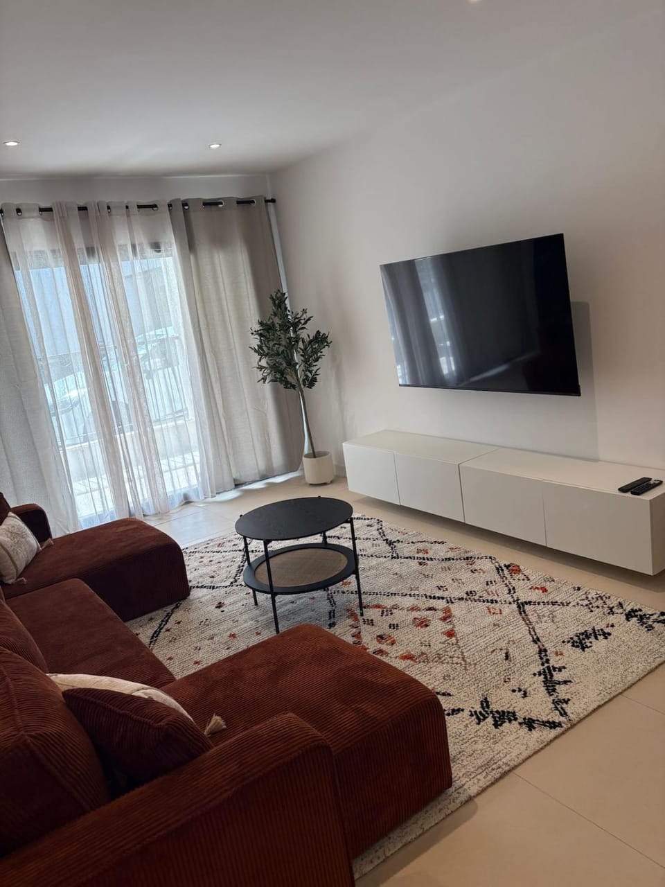 Duplex Familial avec salle de jeux proche Avignon Villa in Le Pontet