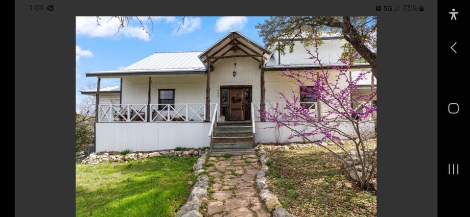 Miller Lodge Bed and Breakfast in Spring Branch