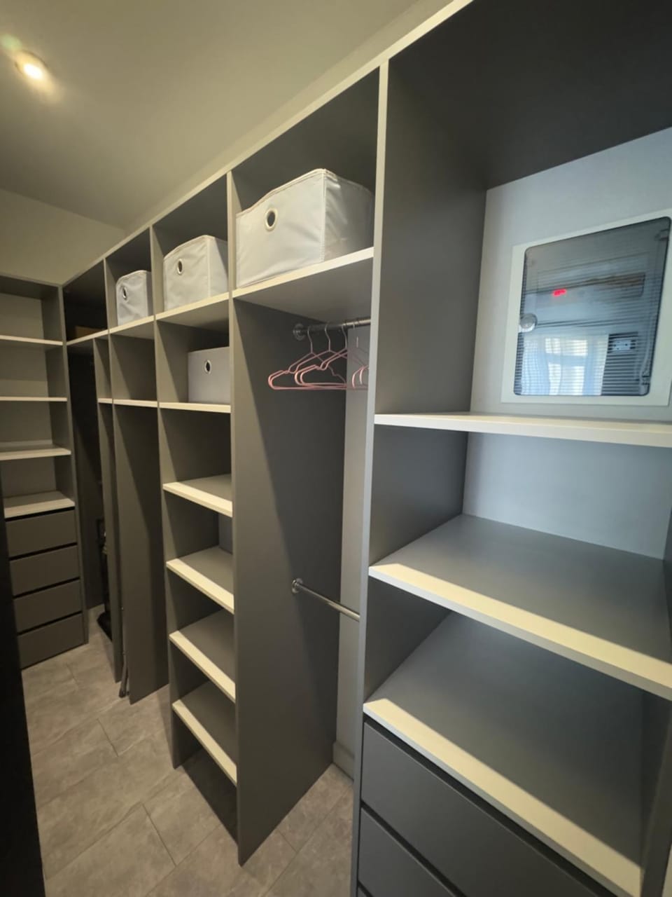 36 Kadorr Apartment in Odessa