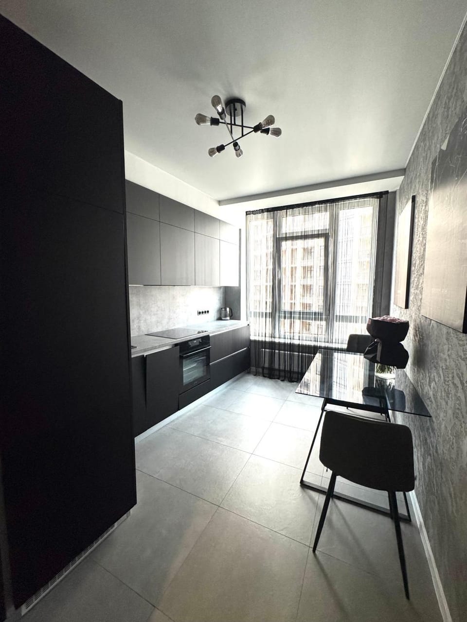 36 Kadorr Apartment in Odessa