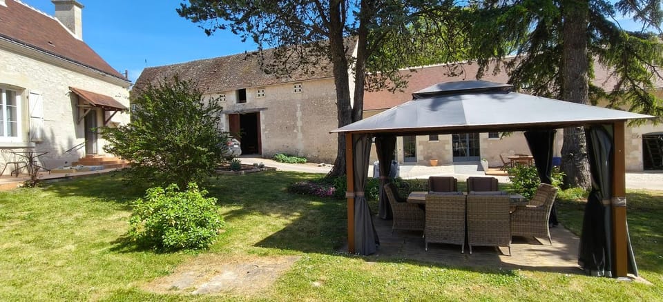 la métairie des hirondelles en Brenne Bed and Breakfast in Centre-Val de Loire