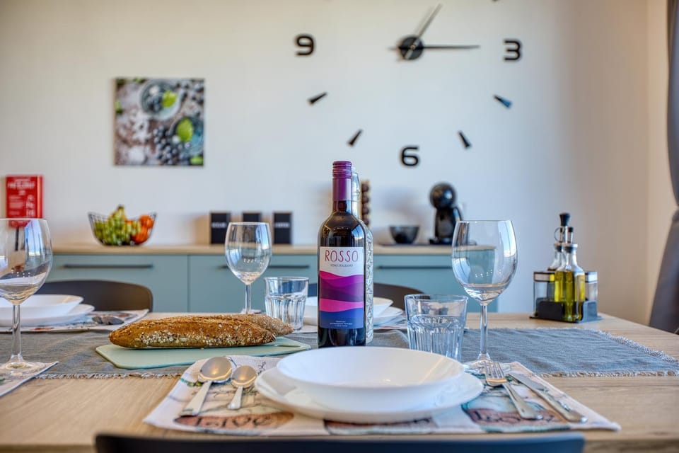 Dining area, Drinks