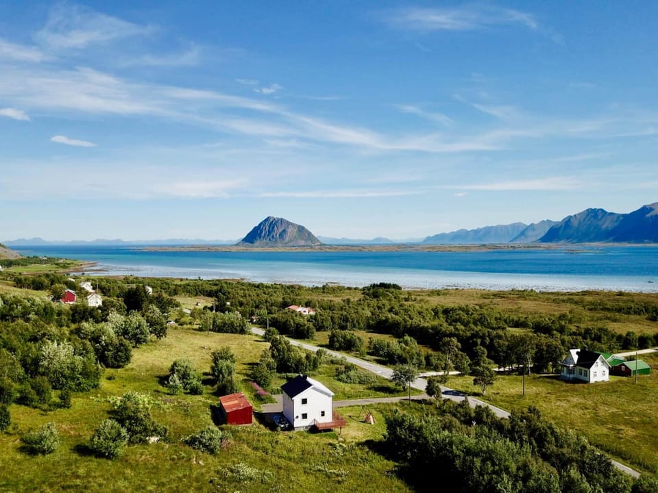 Nearby landmark, Natural landscape, Sea view