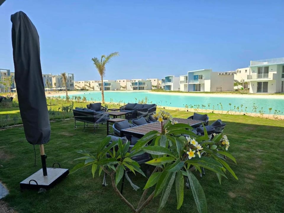 3 bedrooms garden unit with private beach by the lagoon Chalet in Egypt