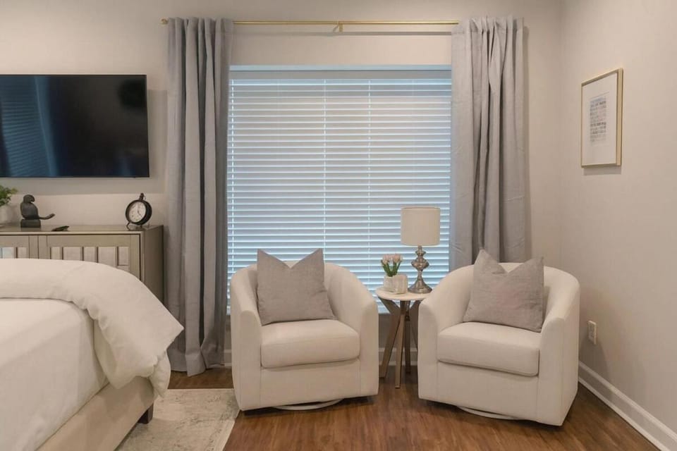 Cozy 1 Bedroom Shop-House on Lake Hamilton House in Rockwell