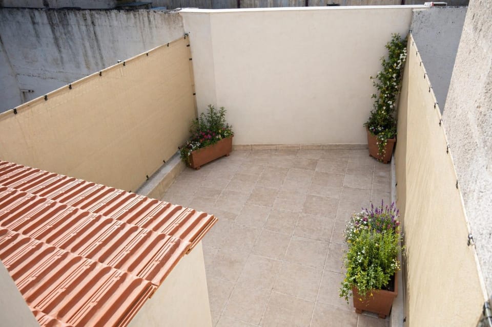 Inner courtyard view