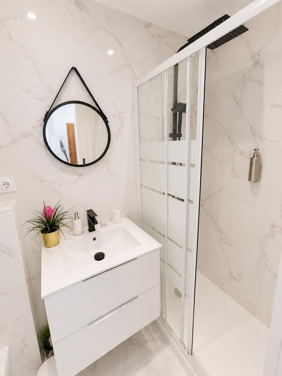 Modern Studio - 5 min to center Monaco Apartment in Monaco