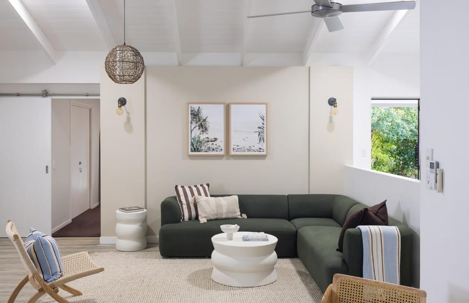 View (from property/room), Living room, Seating area