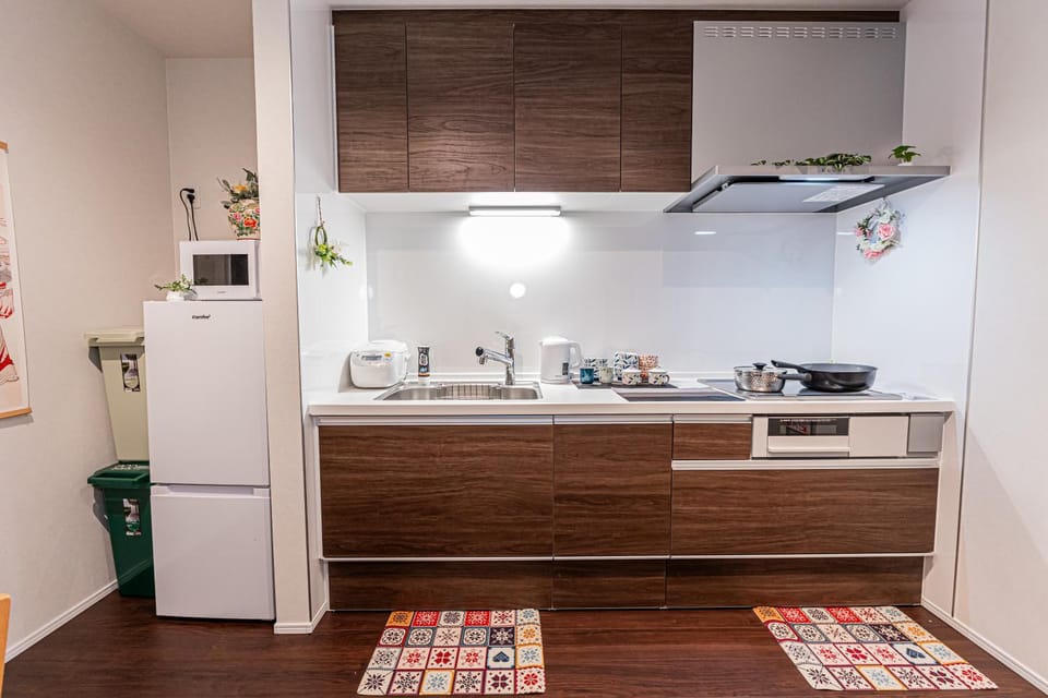 Kitchen or kitchenette