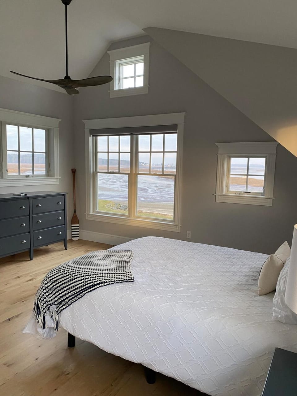 Summerwinds Oceanfront Estate House in Scarborough