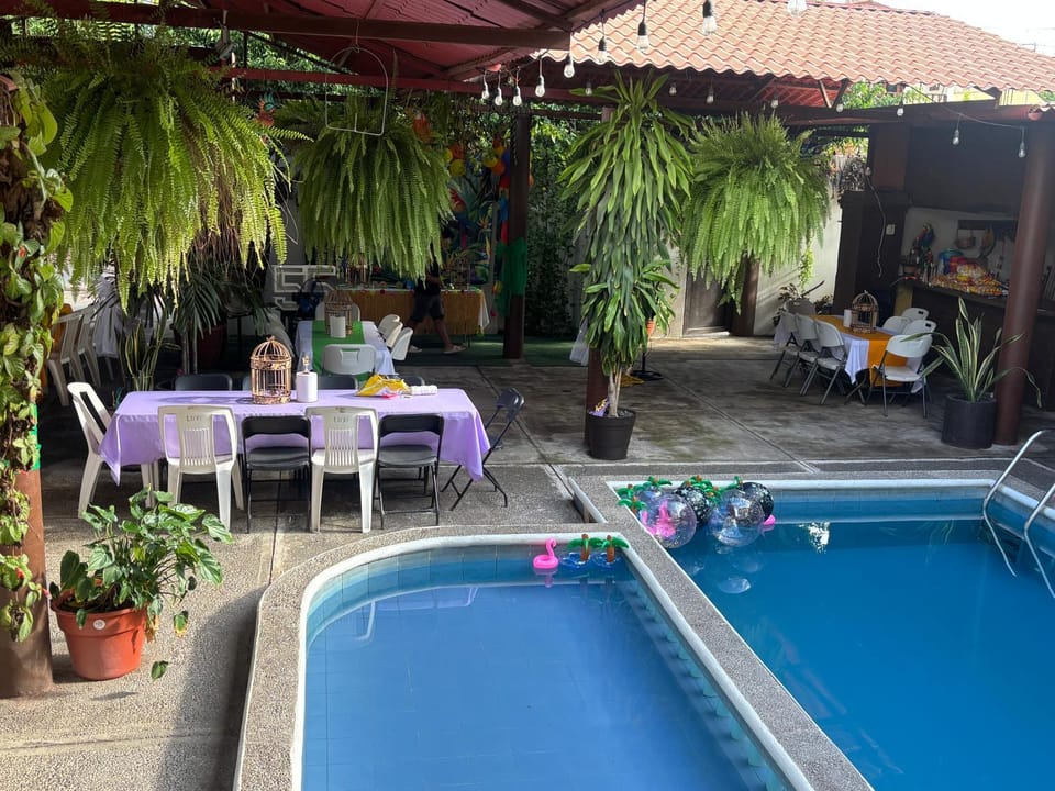 Hotel Luxi Hotel in State of Michoacán