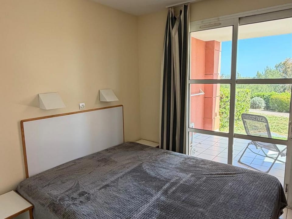 Rez-de-jardin pour 4 pers. à Cap Esterel - FR-1-504-718 Apartment in Saint-Raphael
