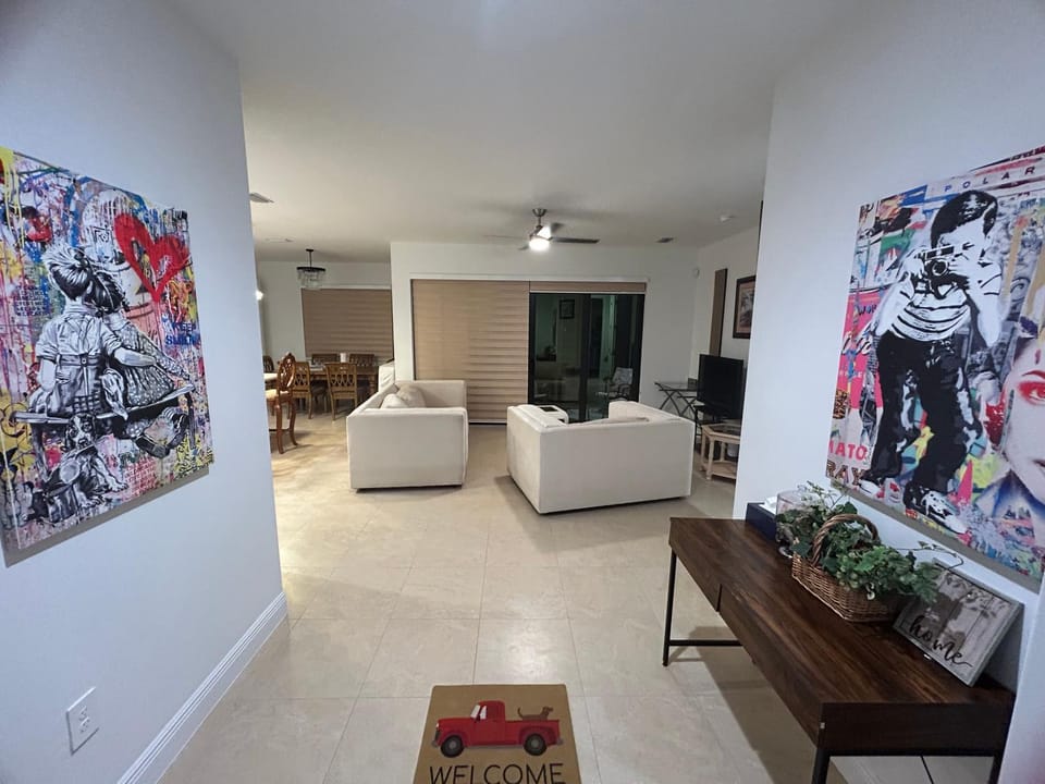 Big group accommodations Della drive House in Collier County