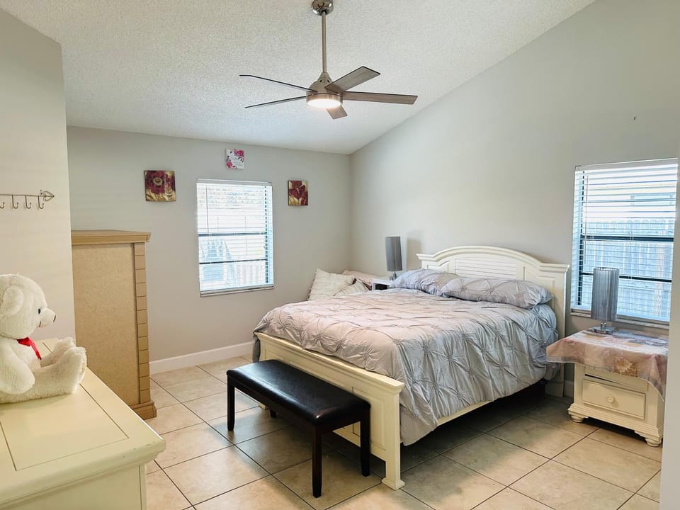 3-3 Great Home near UCF-Advent health House in Orlando