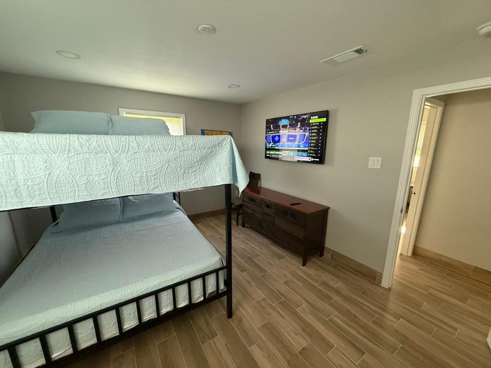 bunk bed