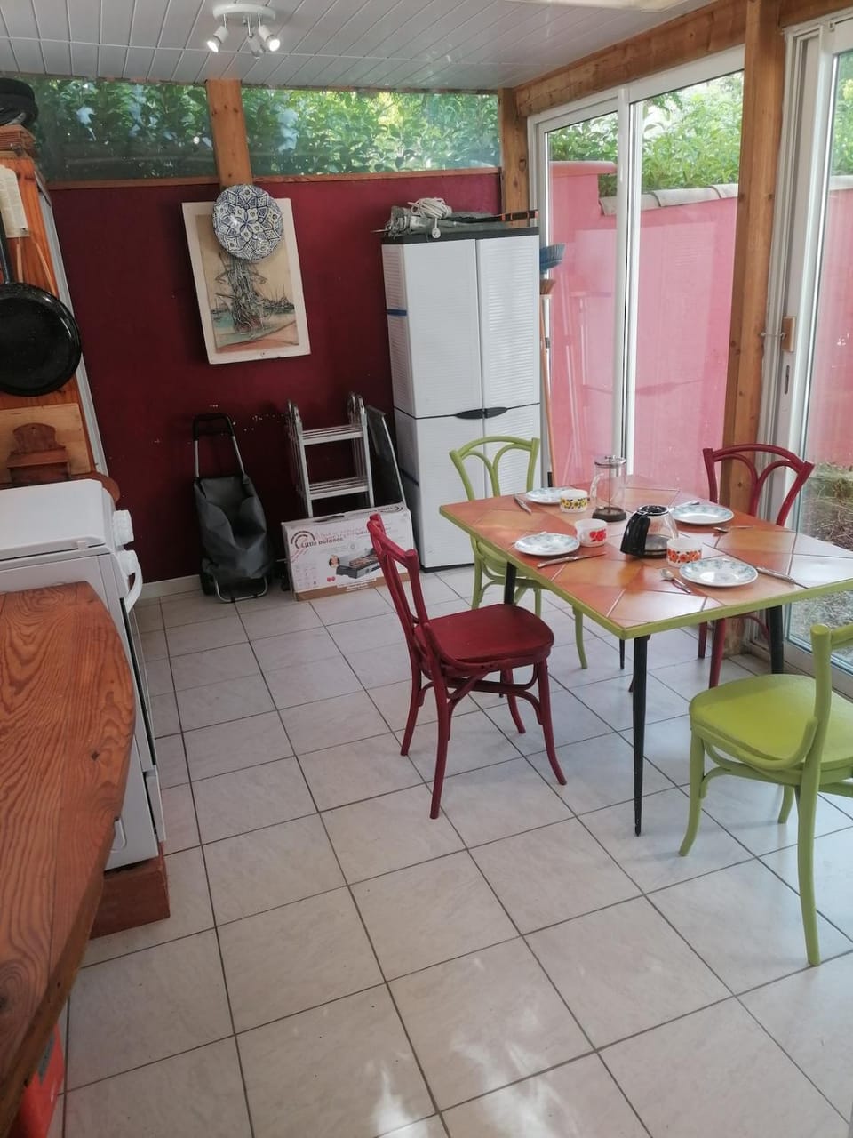 Kitchen or kitchenette