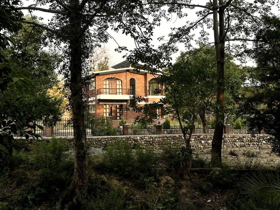 Capricorn by The StayCationer Villa in Dehradun