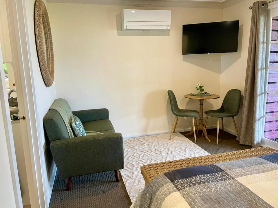 Hillcrest Views Studio Apartment in Healesville