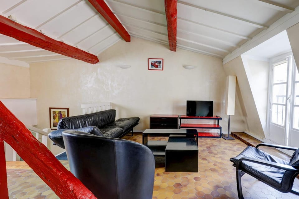 Communal lounge/ TV room, TV and multimedia, Living room, Seating area