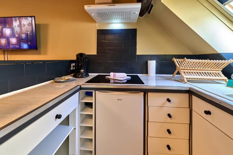 L intemporelle Logement climatisé plein centre Apartment in Bourgogne-Franche-Comté