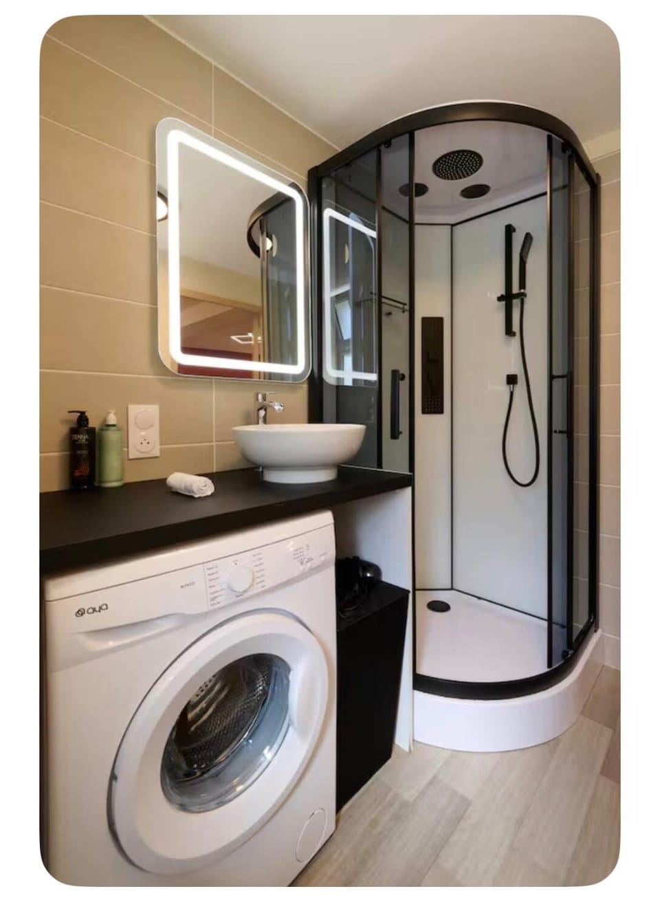 L intemporelle Logement climatisé plein centre Apartment in Bourgogne-Franche-Comté